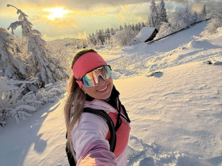 KatyStar - Stehst du auf MILFs? Dann besuche mich und erlebe etwas Schönes.